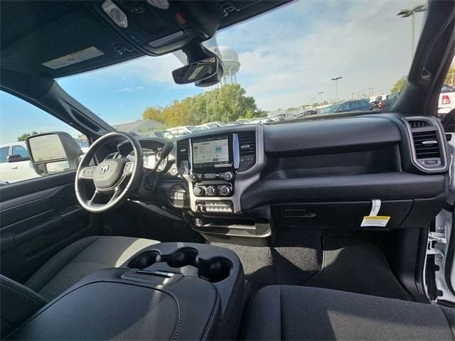 Used 2024 RAM 3500 Tradesman w/ Chrome Appearance Group image 10