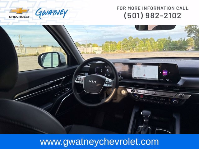 Used 2025 Kia Telluride LX FWD image 24