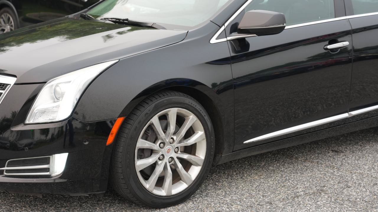 Used 2015 Cadillac XTS Luxury FWD image 8