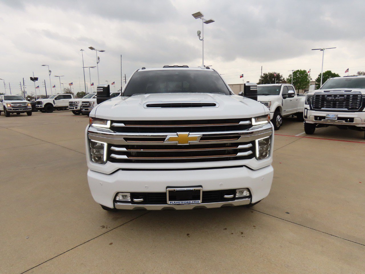 Used 2022 Chevrolet Silverado 3500 High Country w/ Technology Package image 5