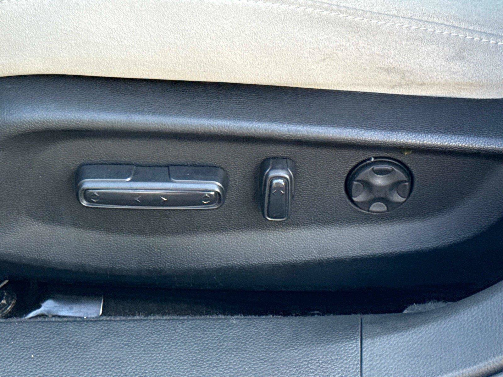 Certified 2020 Honda Accord EX image 19
