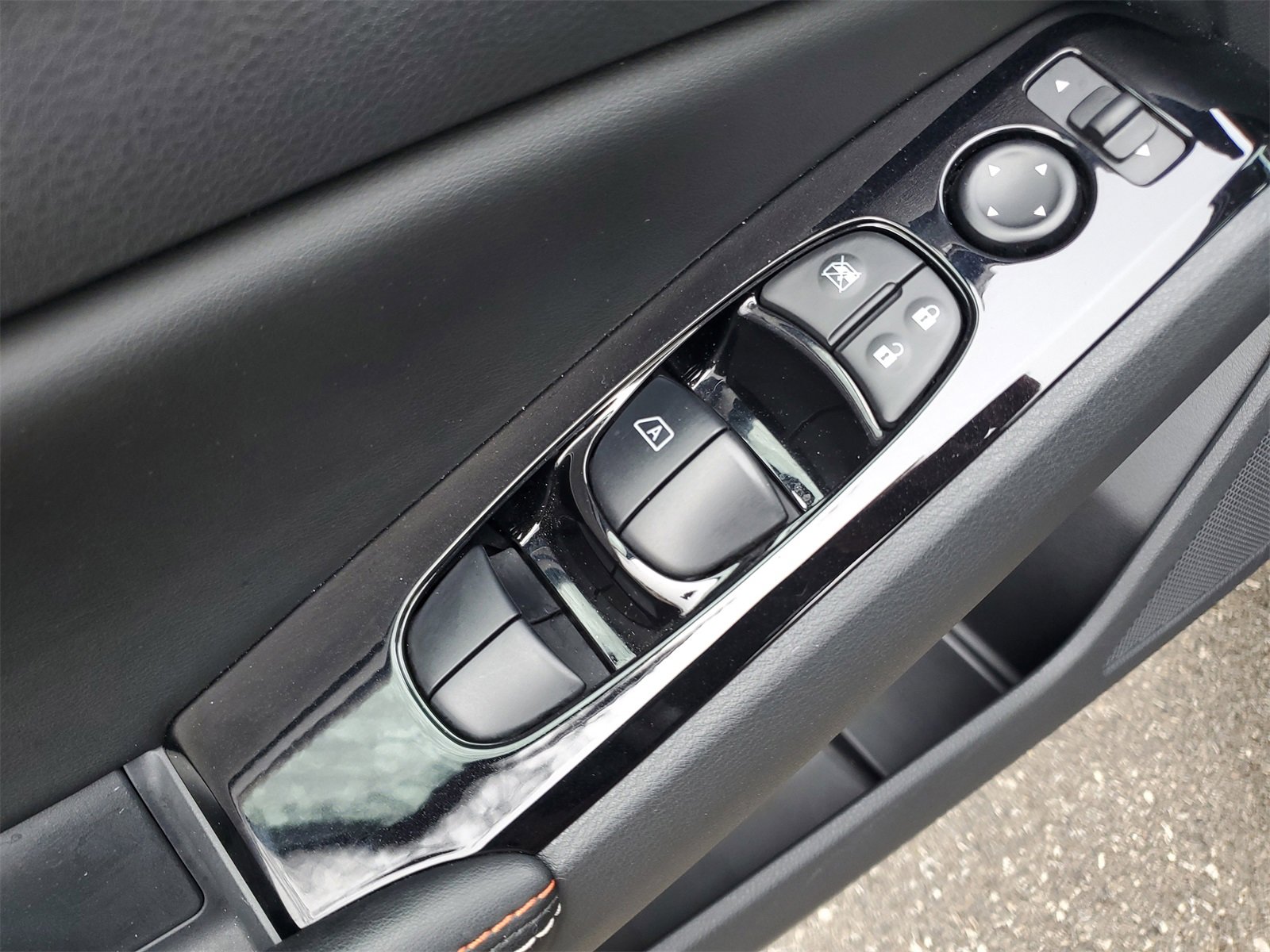 Used 2025 Nissan Altima 2.5 SR w/ SR Premium Package image 21