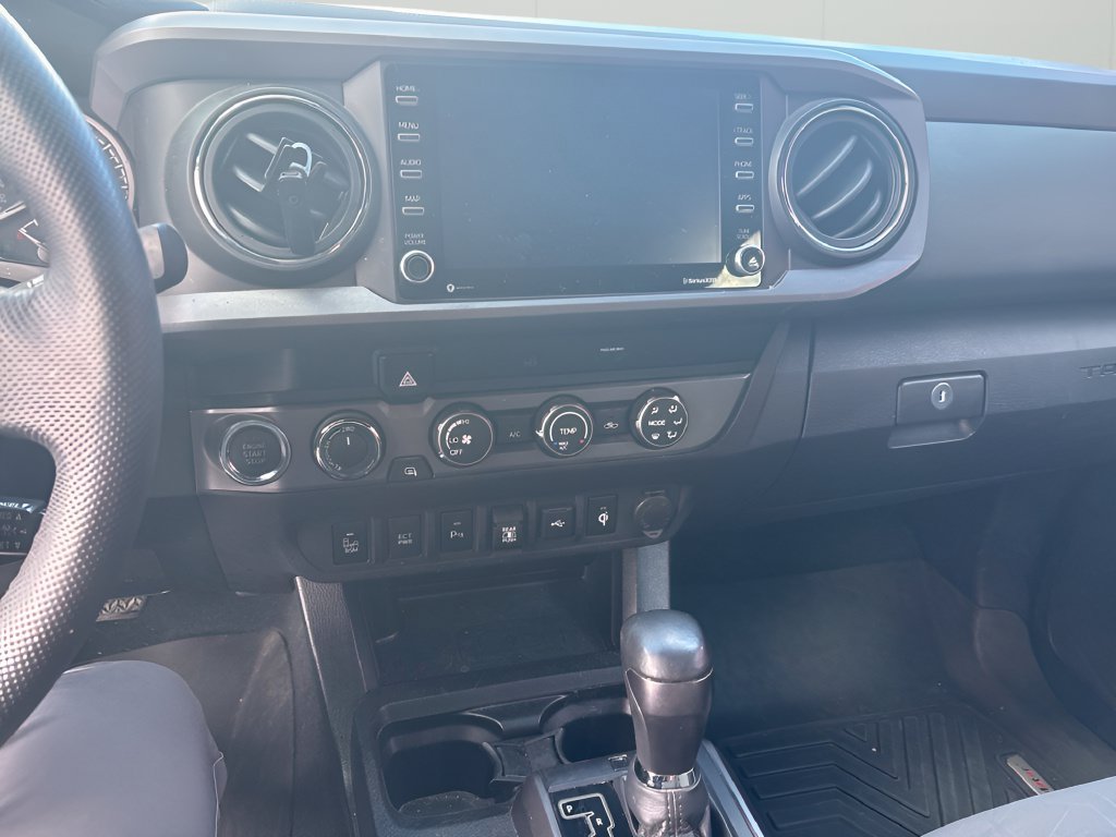 Used 2020 Toyota Tacoma TRD Off-Road w/ Technology Package AWD/4WD image 13