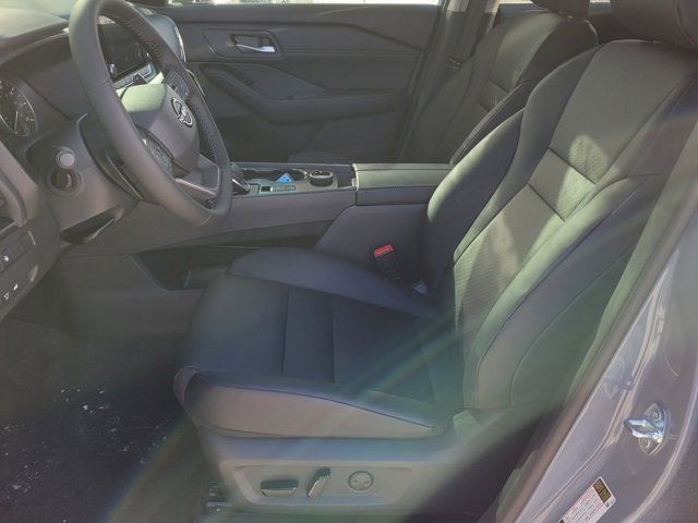 New 2026 Nissan Rogue SV image 6