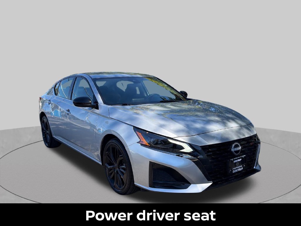 Certified 2025 Nissan Altima 2.5 SR AWD/4WD image 9