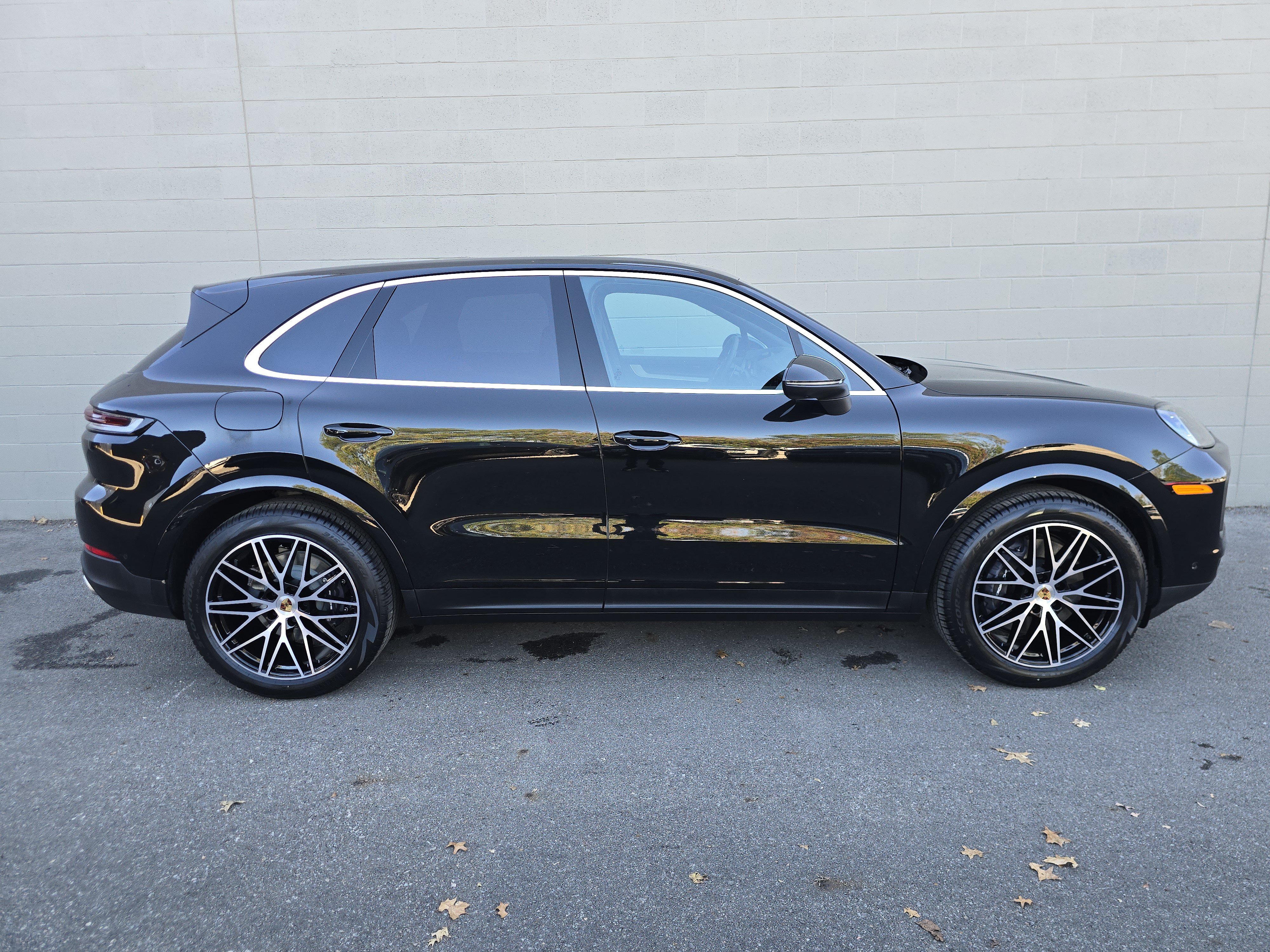 New 2026 Porsche Cayenne AWD/4WD image 16
