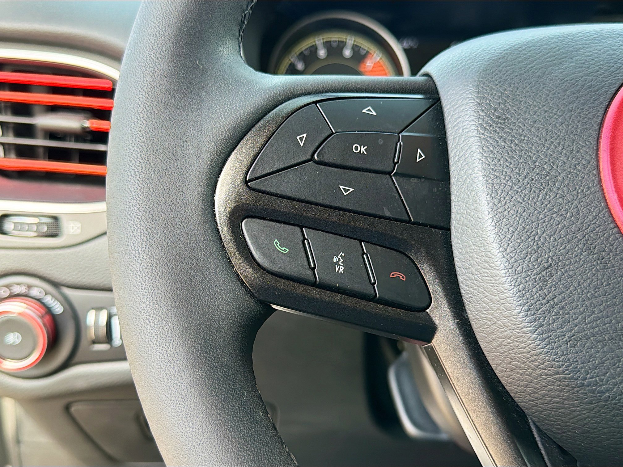 Used 2022 Jeep Cherokee Trailhawk w/ Sound & Nav Group image 35