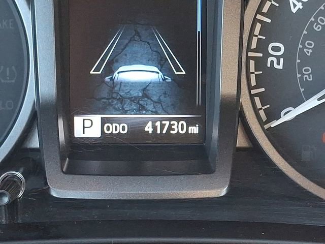 Certified 2023 Toyota Tacoma TRD Off-Road image 19