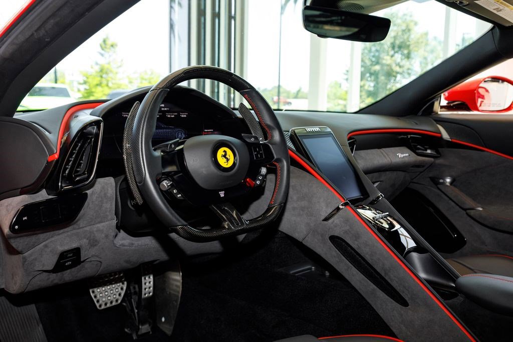 Used 2022 Ferrari Roma RWD image 19