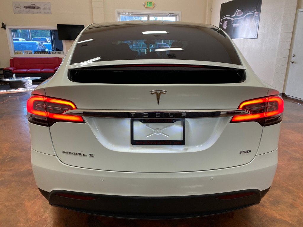 Used 2018 Tesla Model X AWD/4WD image 8