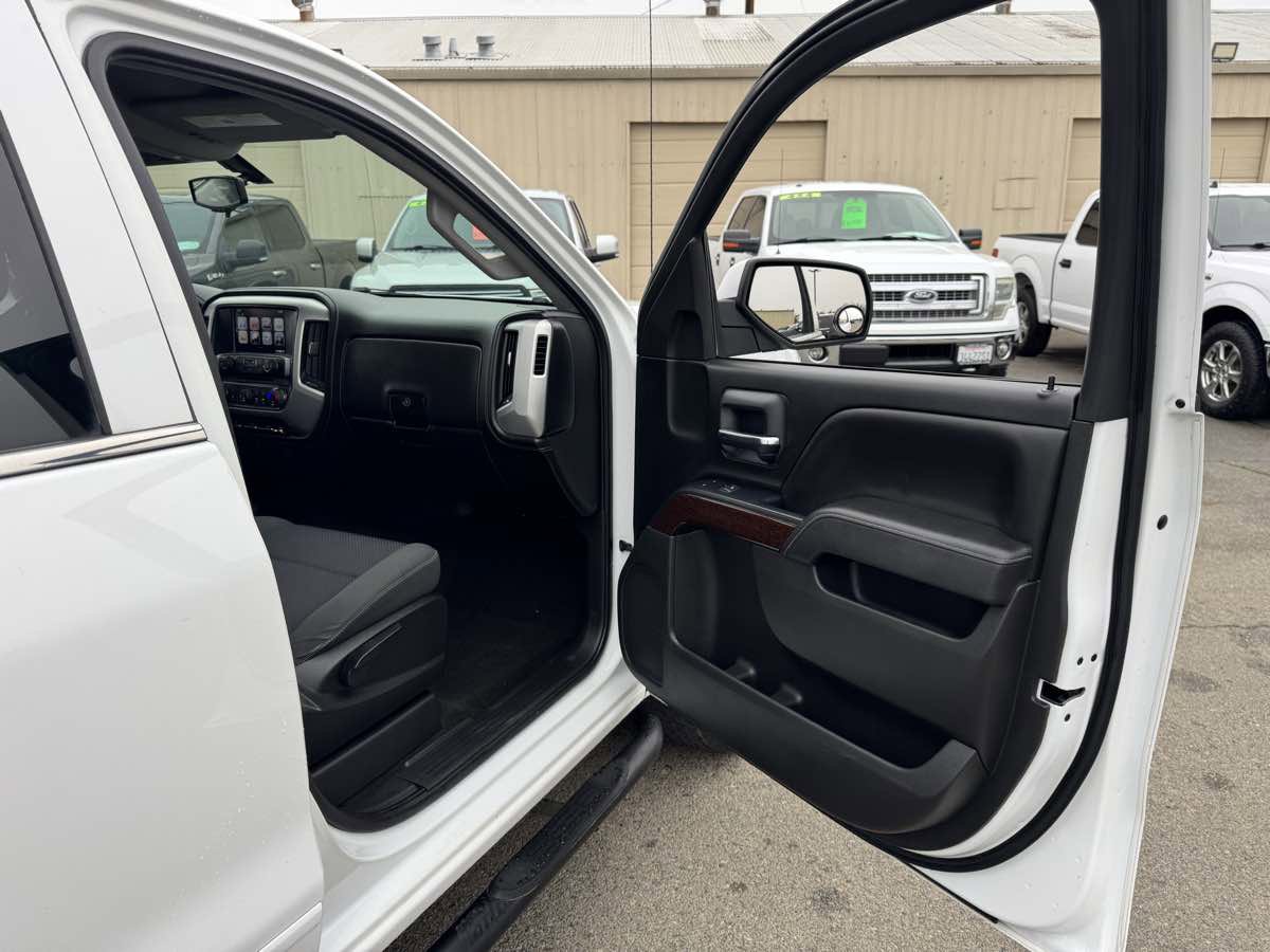 Used 2018 GMC Sierra 1500 SLE w/ SLE Value Package image 20