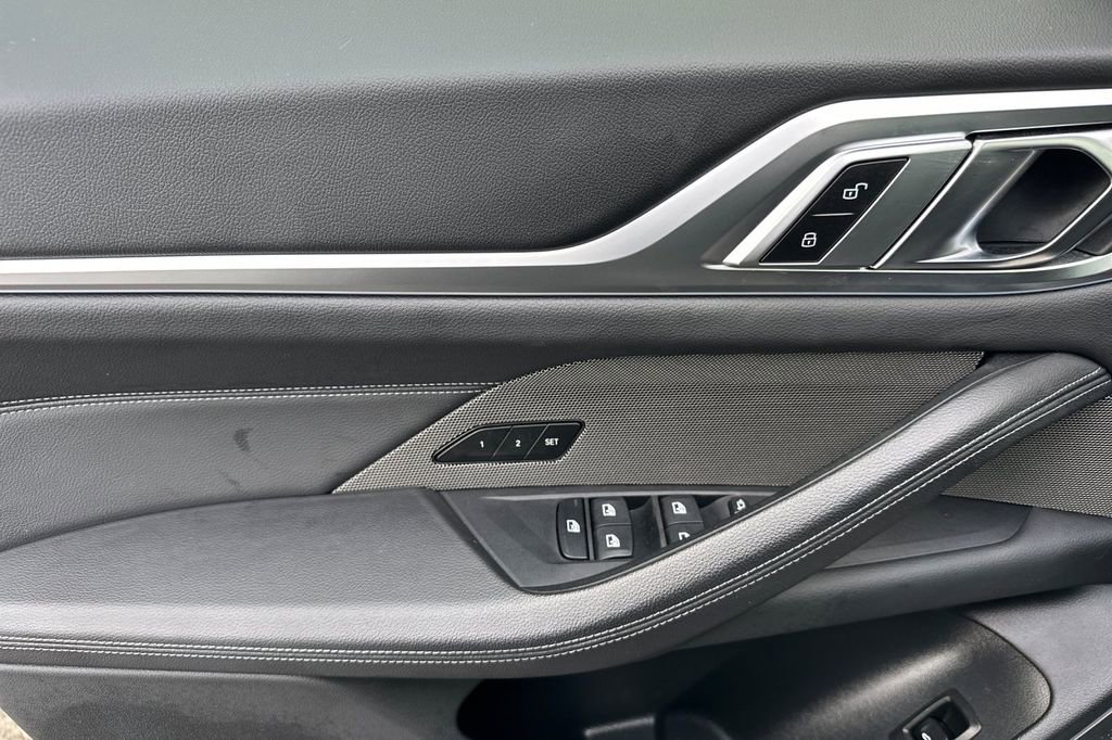 Used 2023 BMW i4 eDrive35 image 10