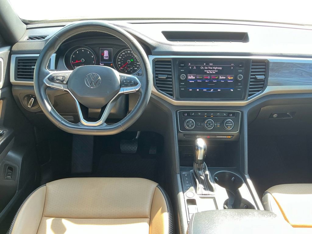 Used 2021 Volkswagen Atlas Cross Sport SE image 17