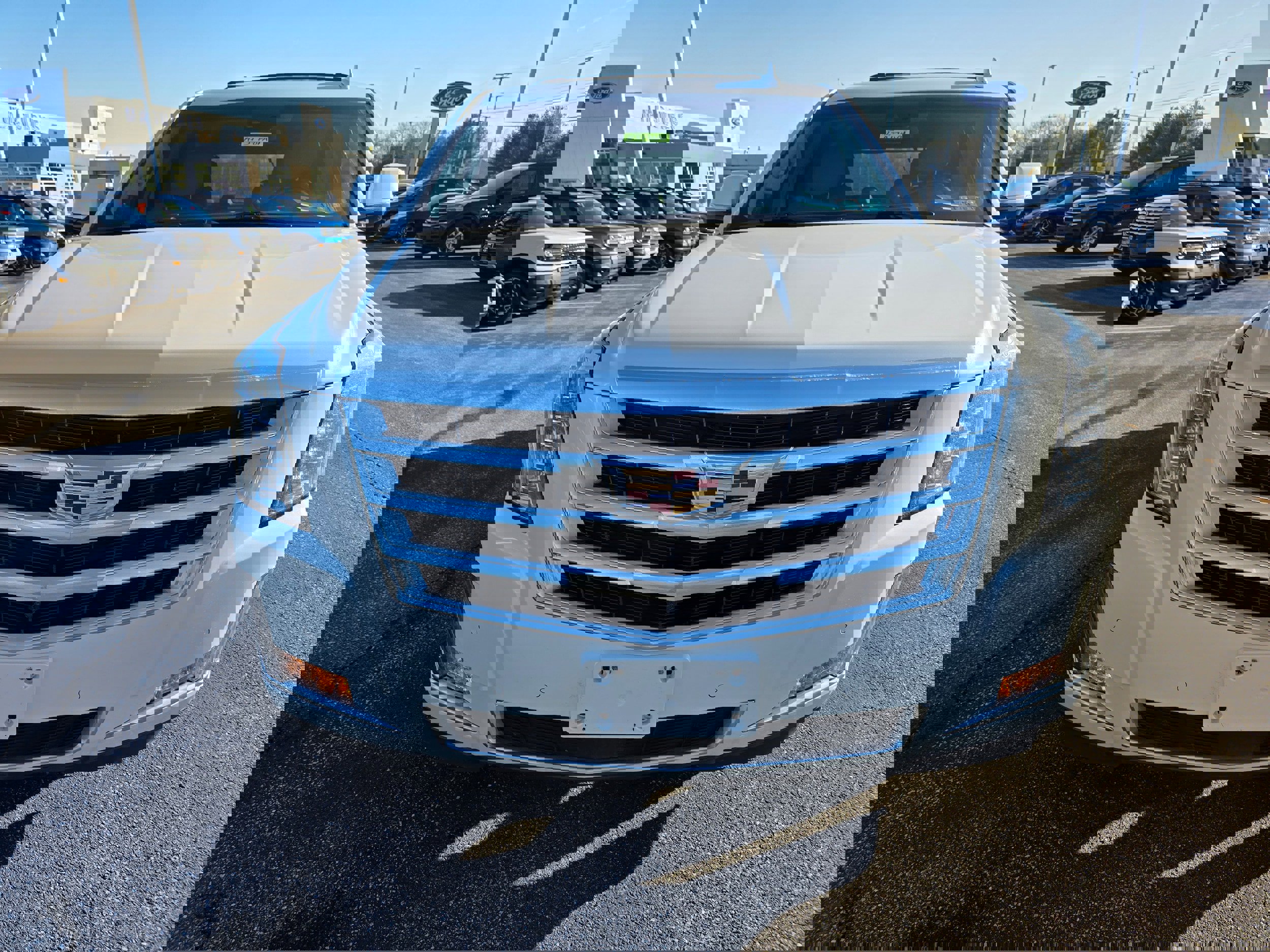 Used 2017 Cadillac Escalade Premium Luxury image 6