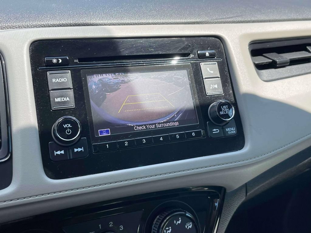 Certified 2021 Honda HR-V LX image 28