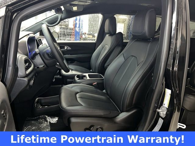 New 2026 Chrysler Pacifica Select image 15