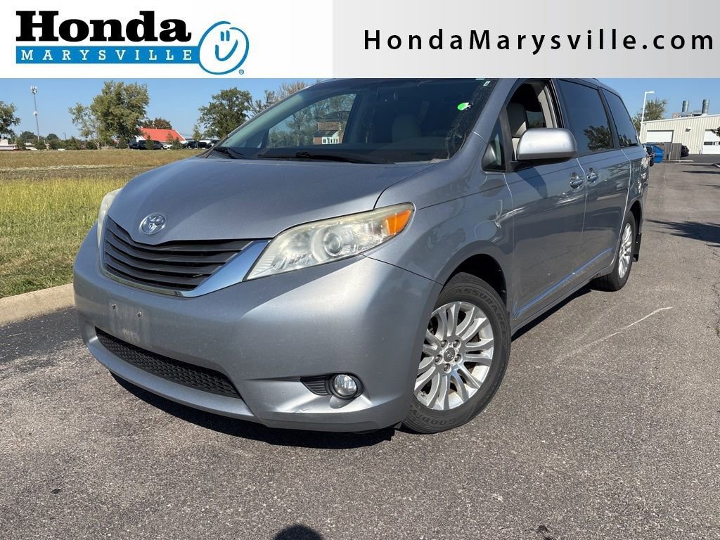 Used 2013 Toyota Sienna XLE