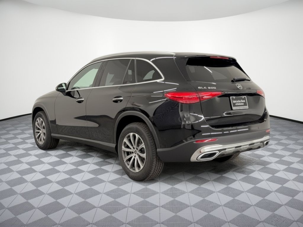 Used 2027 Mercedes-Benz GLC 300 image 3
