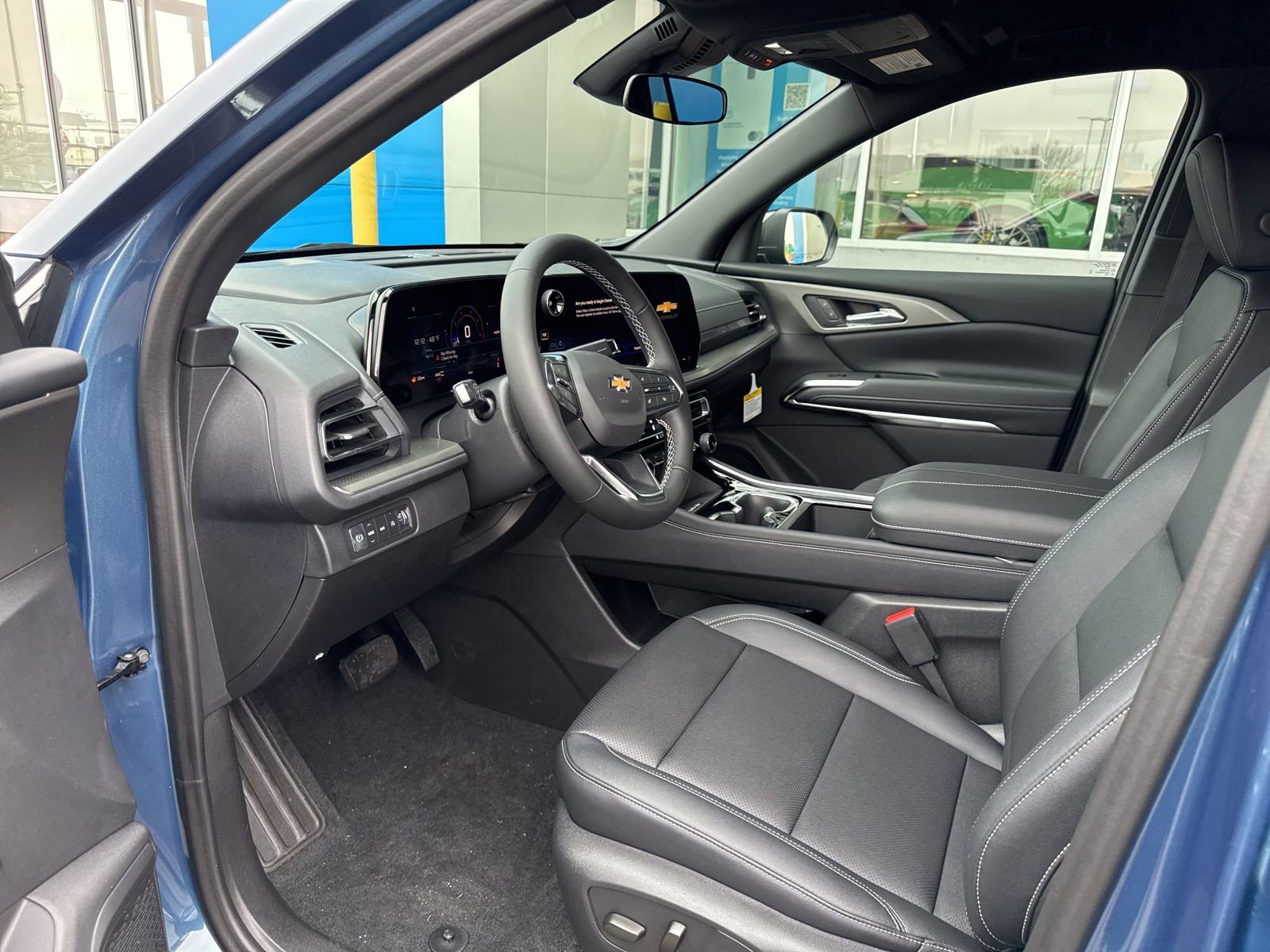 New 2026 Chevrolet Traverse LT AWD/4WD image 17
