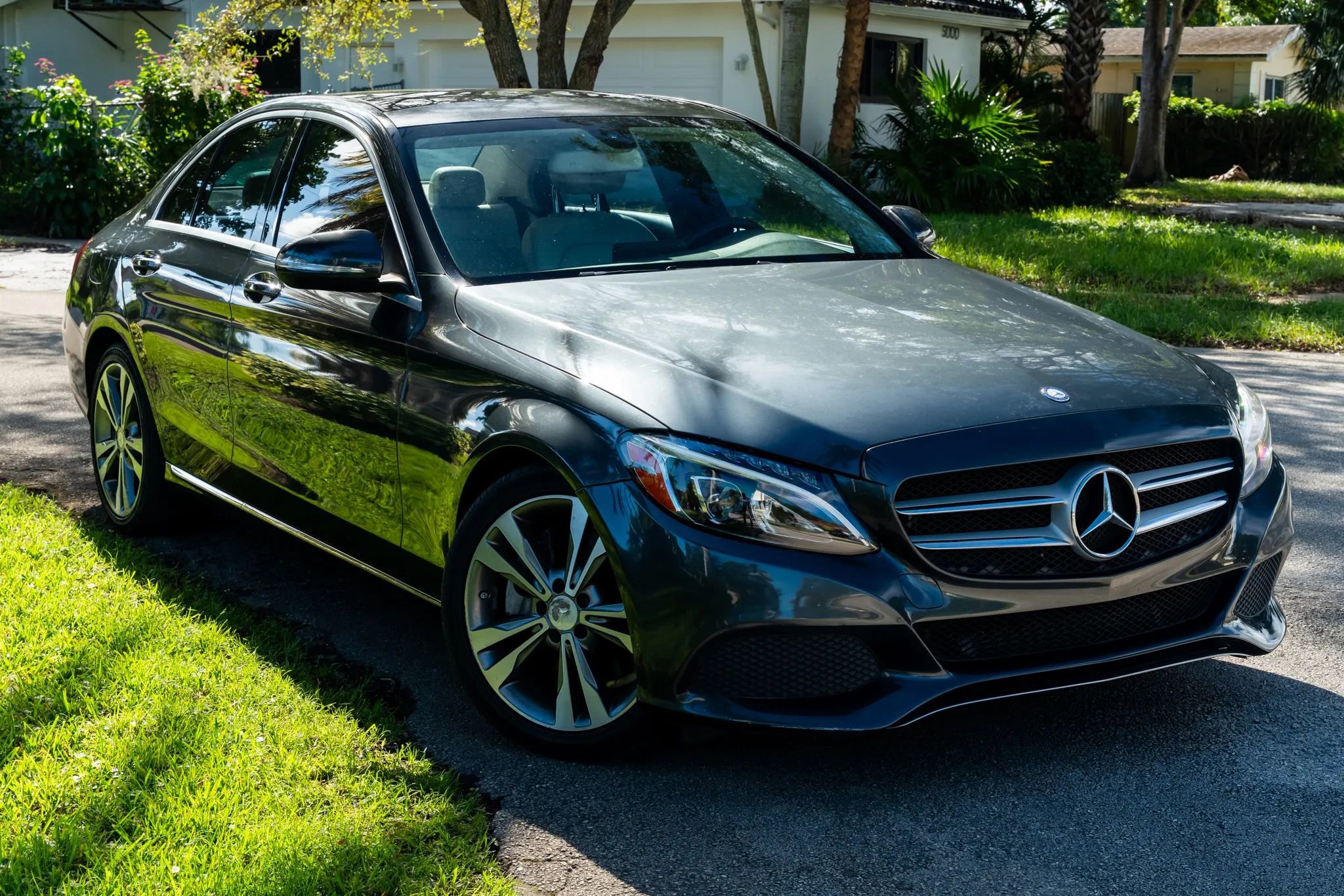 Used 2015 Mercedes-Benz C 300 Sedan w/ Premium 1 Package image 35