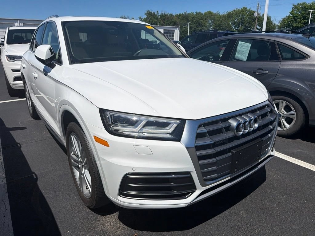 Used 2019 Audi Q5 2.0T Premium Plus w/ Premium Plus Package AWD/4WD image 4