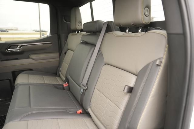 Used 2023 Chevrolet Silverado 1500 ZR2 w/ Technology Package image 13