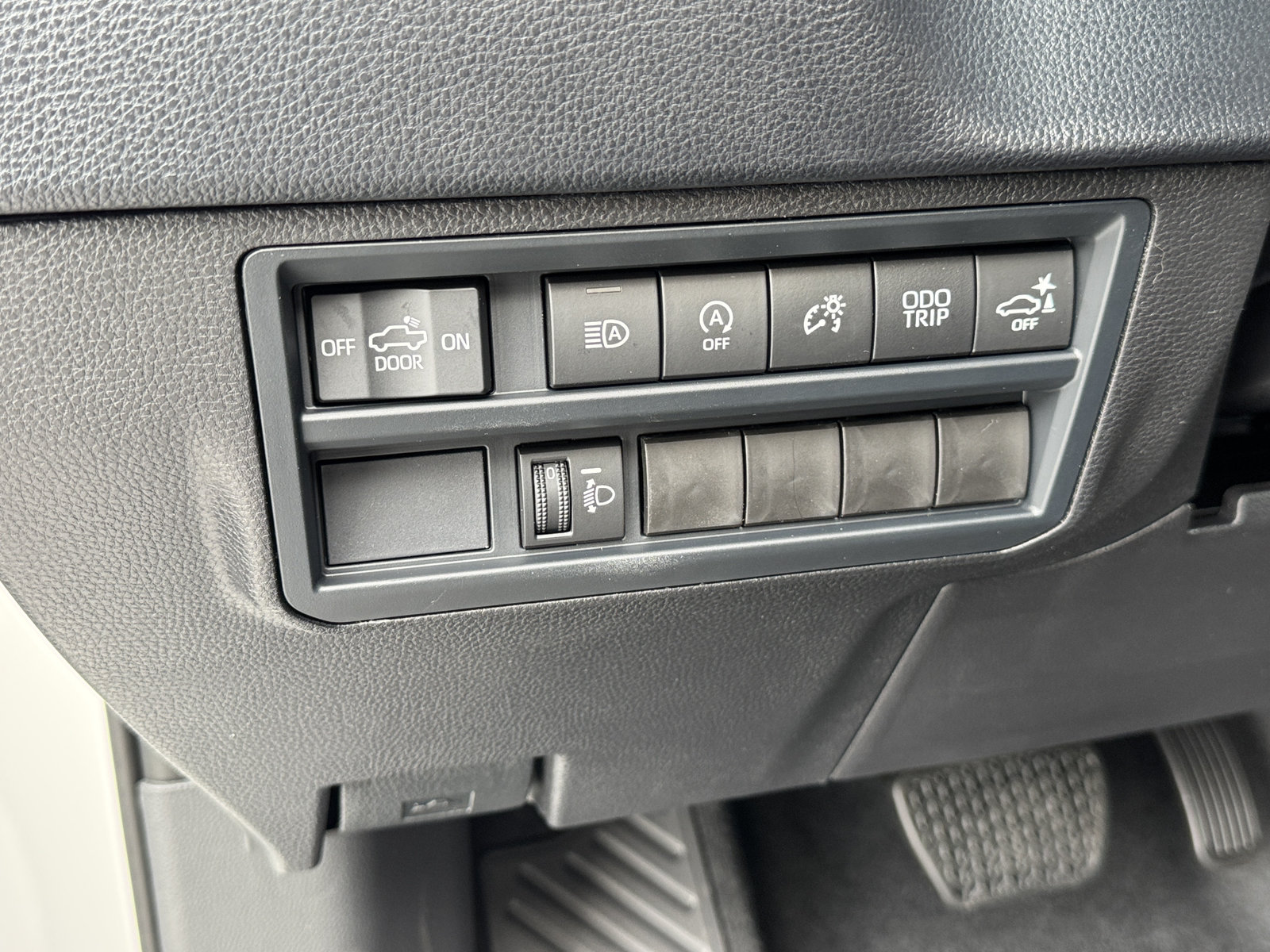 New 2026 Toyota Tundra SR5 AWD/4WD image 17