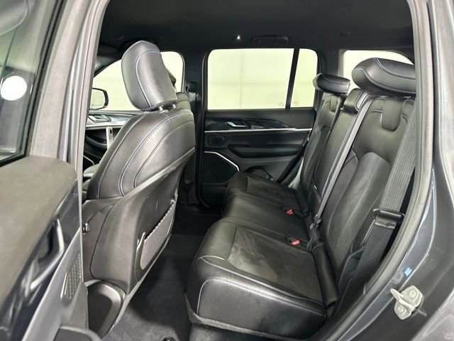 Used 2022 Jeep Grand Cherokee Trailhawk AWD/4WD image 24
