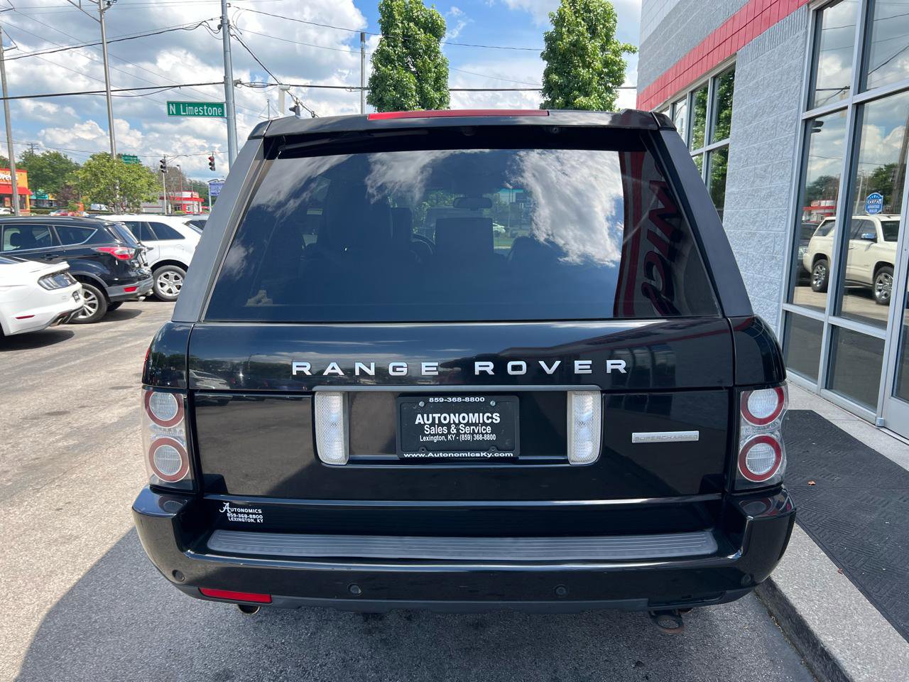 Used 2011 Land Rover Range Rover Supercharged AWD/4WD image 6