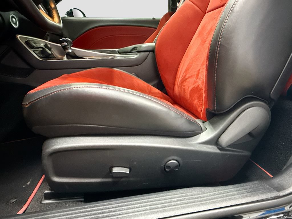 Used 2022 Dodge Challenger R/T Scat Pack RWD image 19