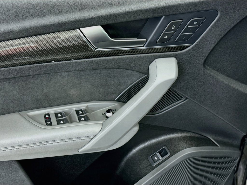 Used 2022 Audi SQ5 Premium Plus AWD/4WD image 22