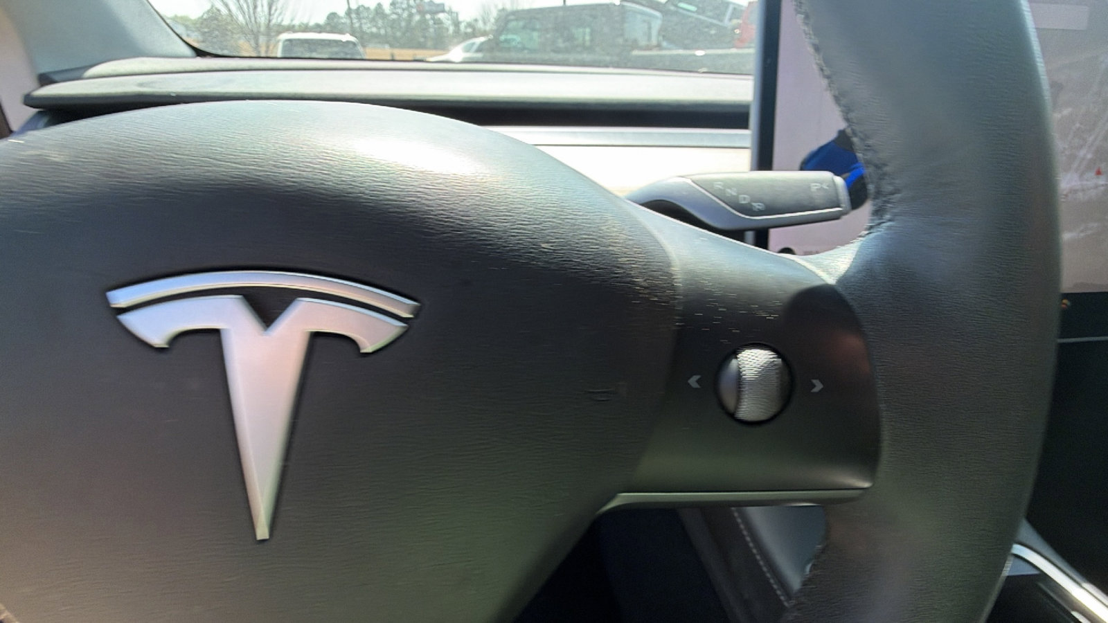 Used 2022 Tesla Model Y Performance image 28