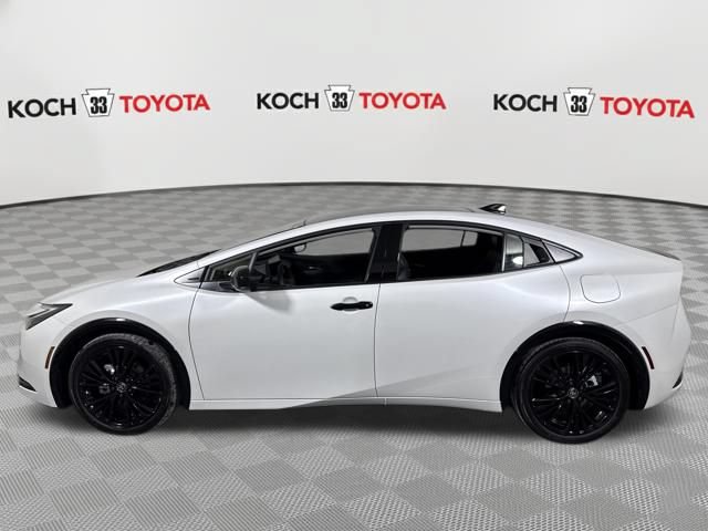 New 2026 Toyota Prius Plug-In Hybrid FWD image 2