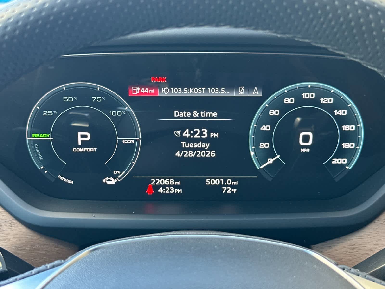 Used 2023 Audi e-tron GT Premium Plus AWD/4WD image 24