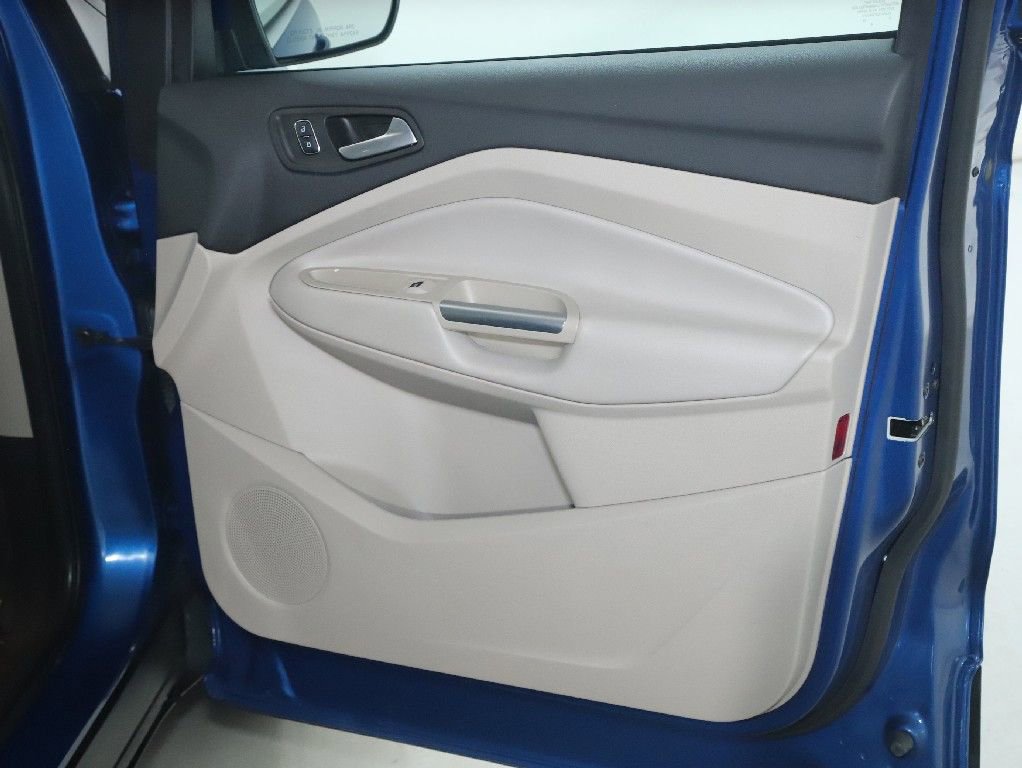 Used 2017 Ford Escape SE image 34