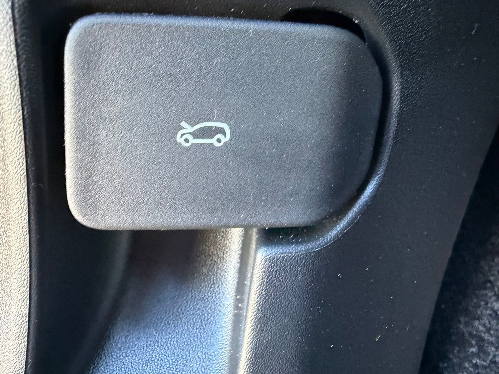 New 2026 Land Rover Range Rover Long Wheelbase SE image 24