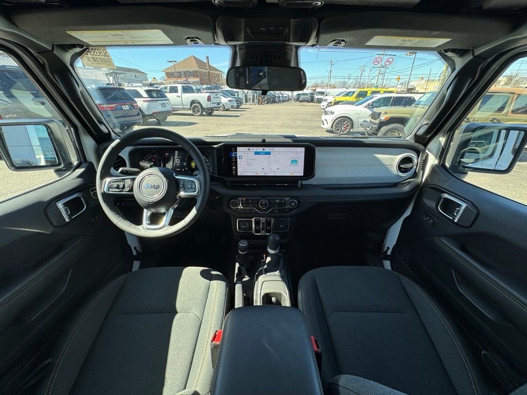 Certified 2025 Jeep Wrangler Unlimited Sahara image 10