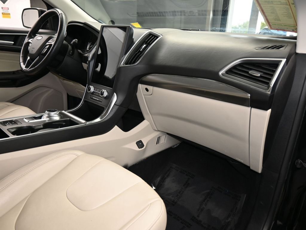 Used 2022 Ford Edge Titanium image 51