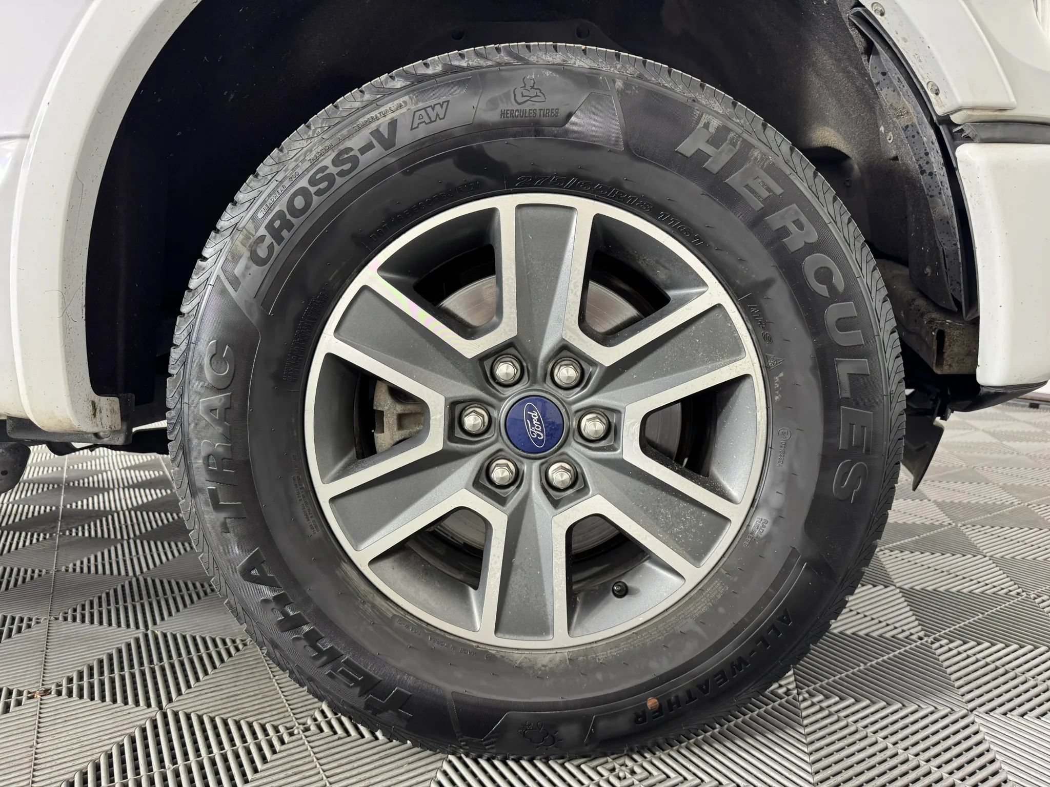 Used 2016 Ford F150 XLT w/ Equipment Group 302A Luxury AWD/4WD image 43