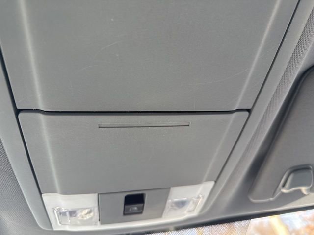 Used 2013 Ford F150 XLT w/ Luxury Equipment Group image 26