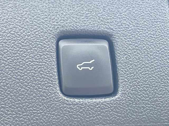 Used 2023 Ford Escape ST-Line Select w/ Tech Pack #1 AWD/4WD image 19