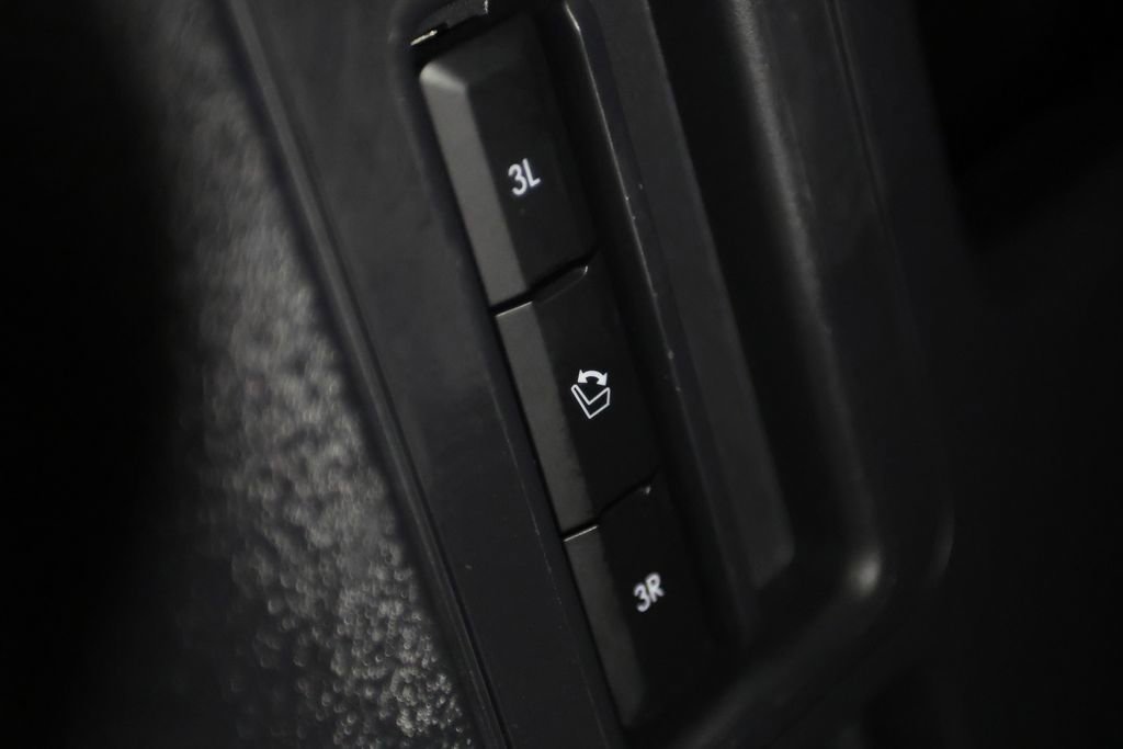 Used 2025 Lincoln Navigator Black Label AWD/4WD image 14