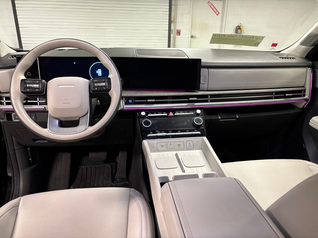 Used 2025 Hyundai Santa Fe Calligraphy image 29