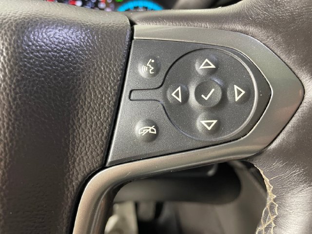 Used 2016 Chevrolet Suburban LTZ AWD/4WD image 12