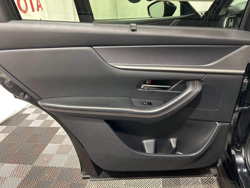 Used 2025 MAZDA CX-90 3.3 Turbo w/ Premium Sport Pkg image 22