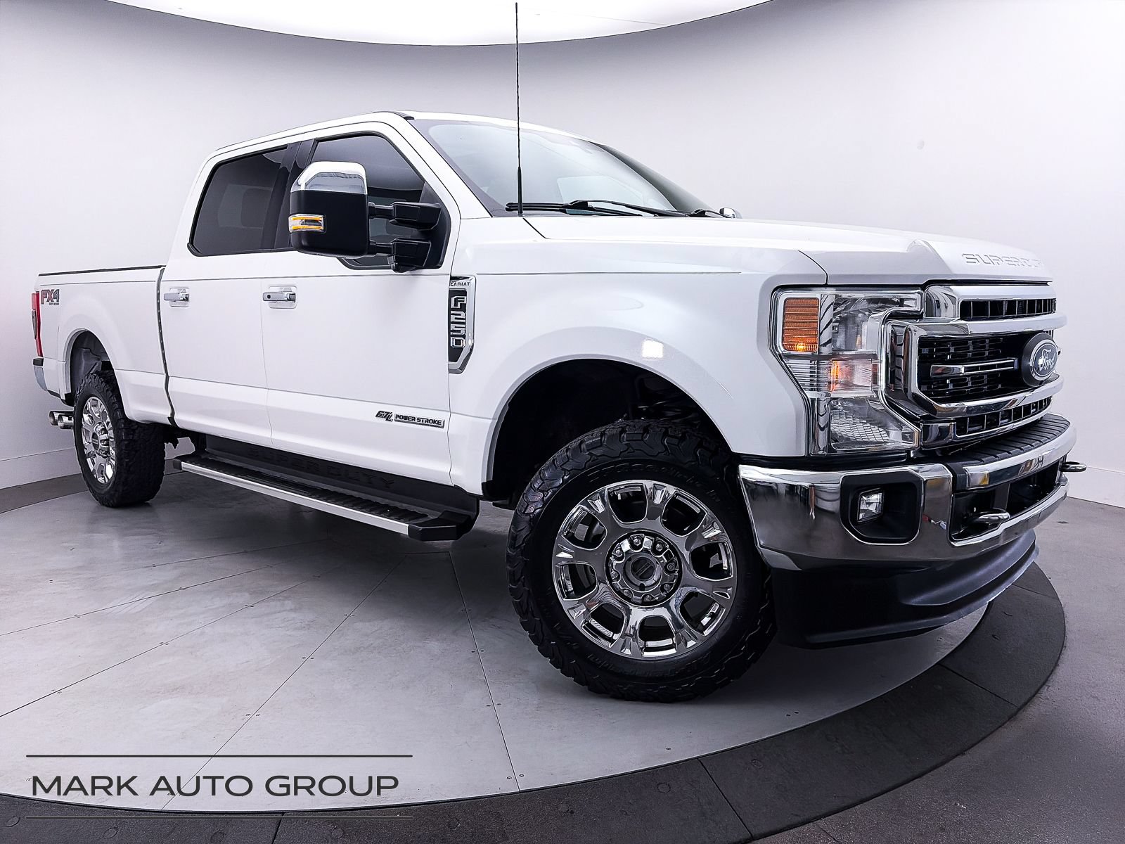 Used 2022 Ford F250 Lariat w/ Lariat Ultimate Package AWD/4WD image 2