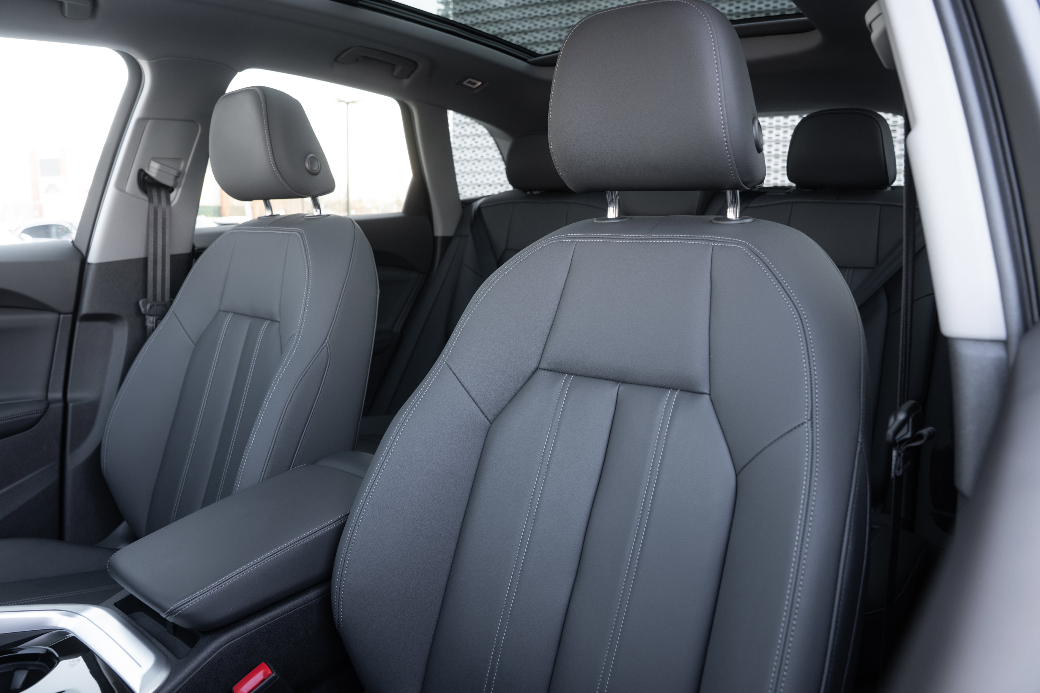 Certified 2025 Audi Q5 Premium w/ Convenience Package image 23