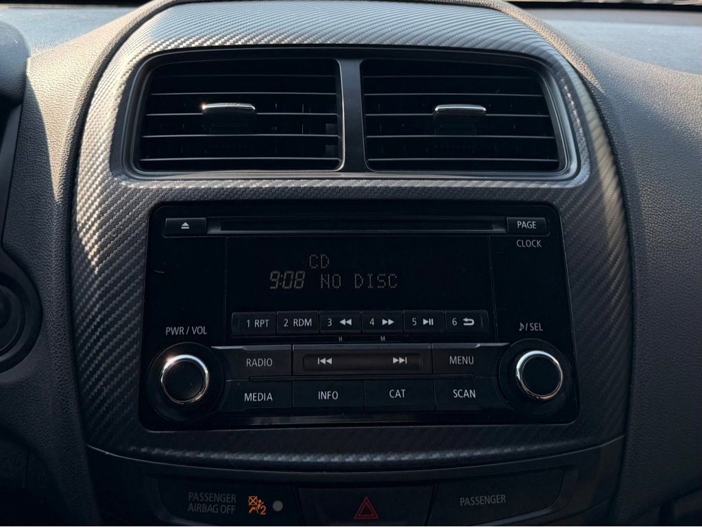 Used 2017 Mitsubishi Outlander Sport ES image 17