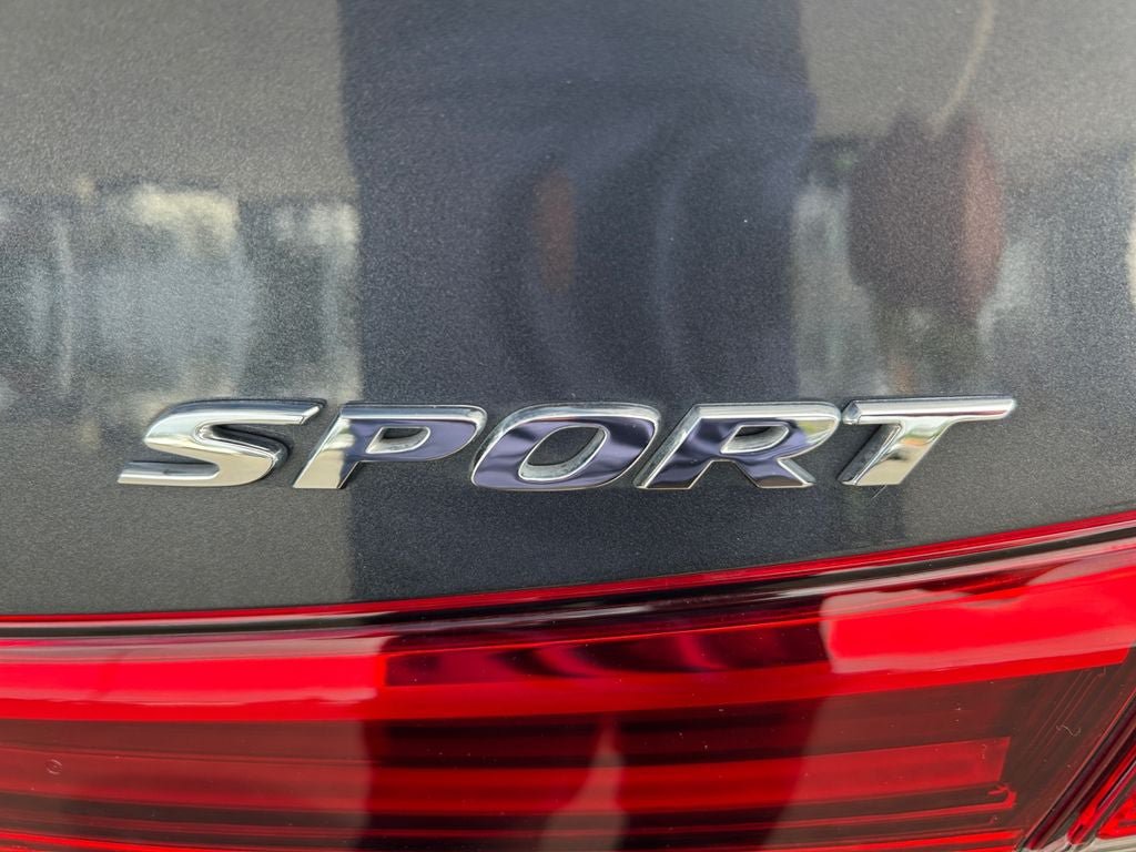 Used 2023 Honda Civic Sport image 32