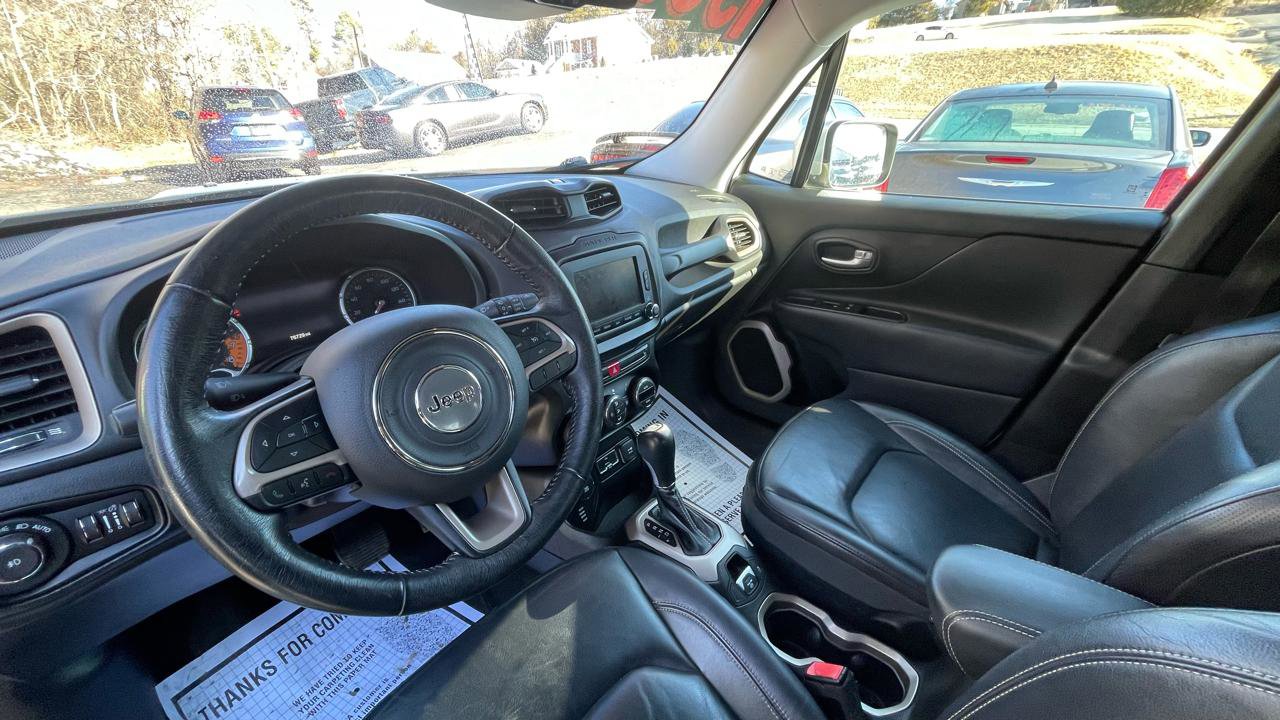 Used 2017 Jeep Renegade Limited image 17